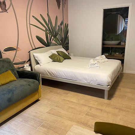 Calari Rooms - Monolocale Bologna Exterior photo