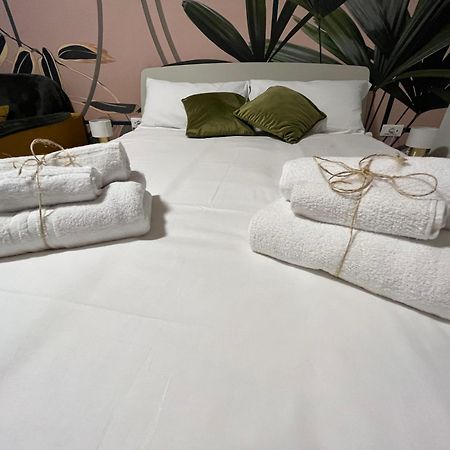 Calari Rooms - Monolocale Bologna Exterior photo