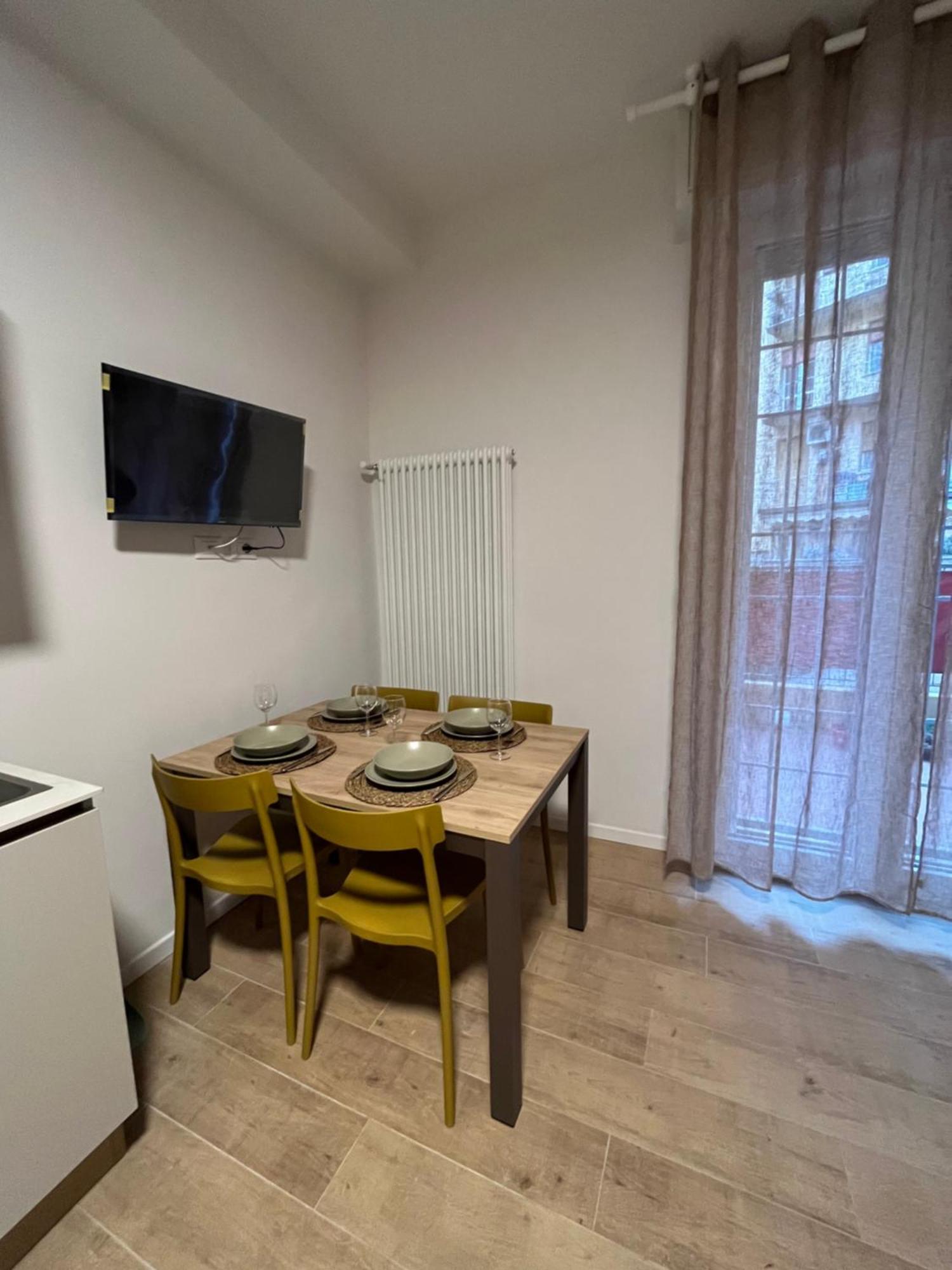 Calari Rooms - Monolocale Bologna Exterior photo